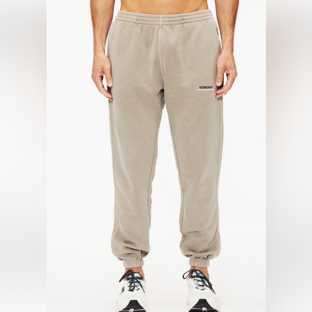 REPRESENT Patron of the Club
cream sweatpants size small